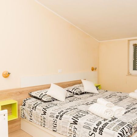Apartments Sky شيبينيك المظهر الخارجي الصورة